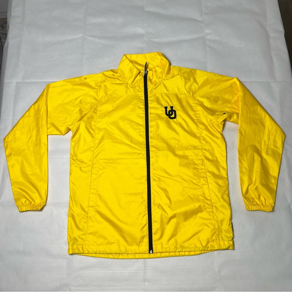 Yellow lightweight‎ windbreaker stormTech  jacket with zipper pockets